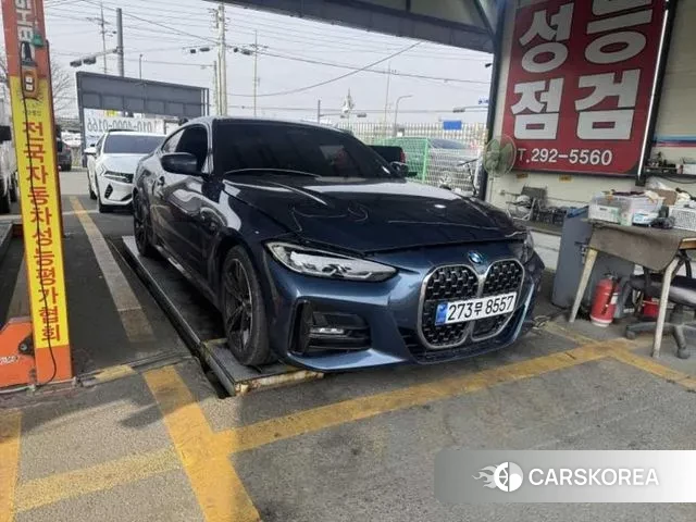 BMW 4 Series (G22) 2023 Синий из Кореи