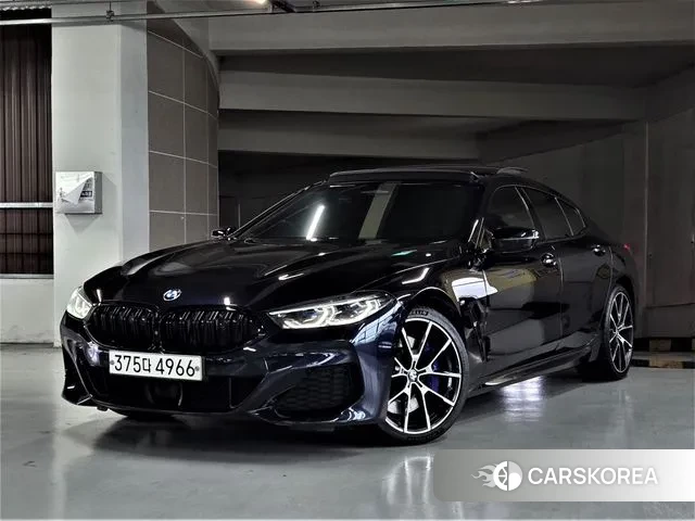 BMW 8 Series (G15) 2020 Черный из Кореи
