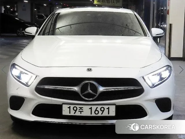 Mercedes-Benz CLS-Class C257 2019 Белый из Кореи