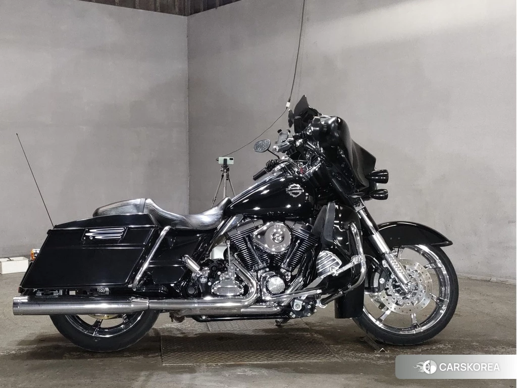 Проданный Harley-Davidson Street Glide FLHX1580 2011 из Японии