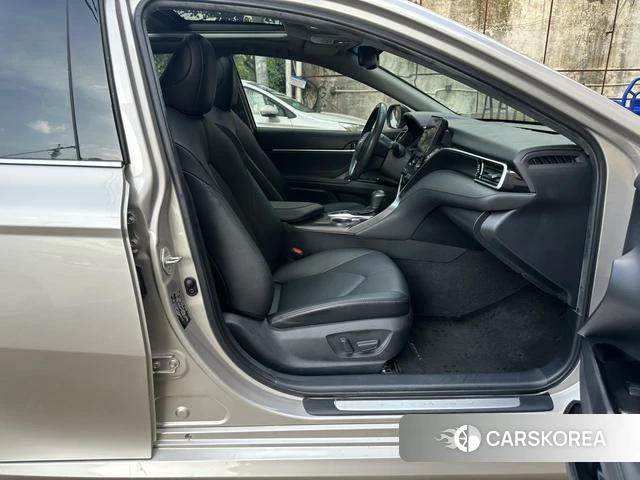 Toyota Camry 2022 Шампань из Китая