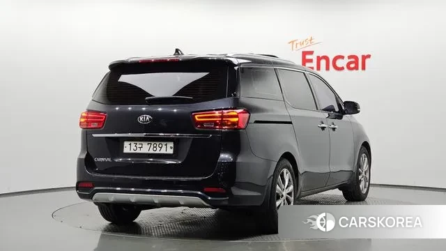 Kia The New Carnival 2018 Серый из Кореи