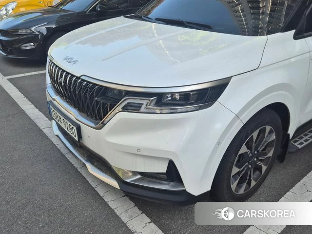 Kia Carnival 4th generation 2023 Белый из Кореи
