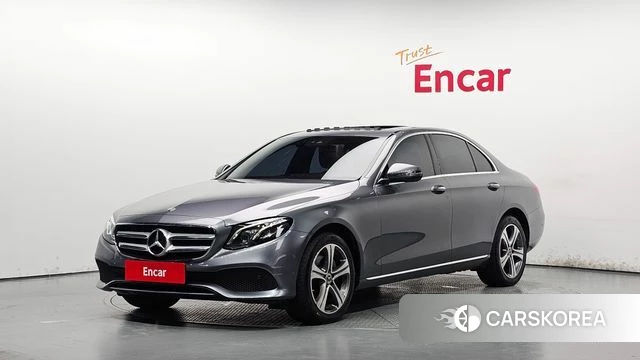 Mercedes-Benz E-Class W213 2019 Серый из Кореи