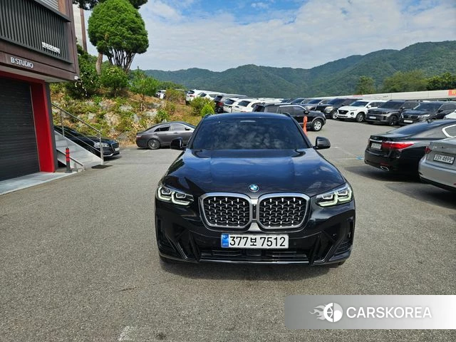 BMW X4 (G02) 2024 Черный из Кореи