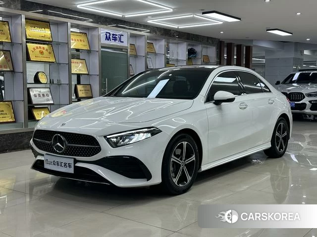 Mercedes-Benz Class A 2024 Белый из Китая