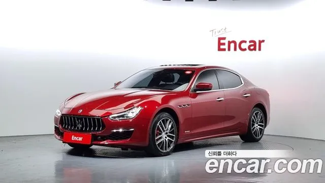 Maserati Ghibli 2018 Красный из Кореи