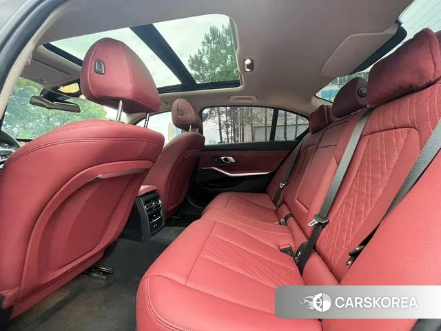 BMW 3 series 2023 Черный из Китая
