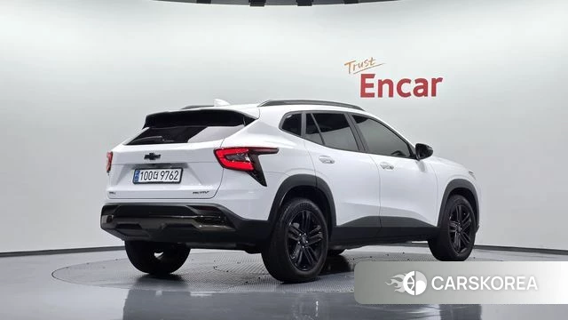Chevrolet (GM Daewoo) Trax Crossover 2023 Белый из Кореи