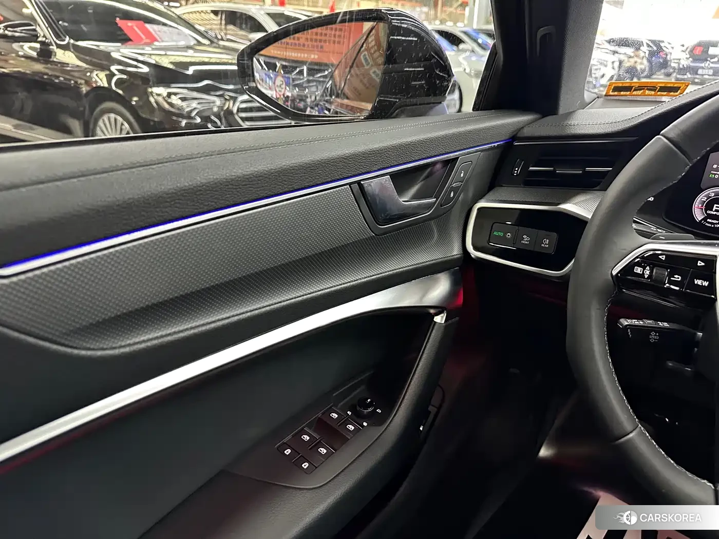 Audi A6L 2021 Черный из Китая