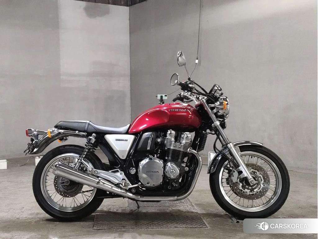 Проданный Honda CB1100EX 2018 из Японии, фото 2