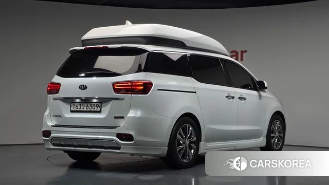 Kia The New Carnival 2018 Белый из Кореи