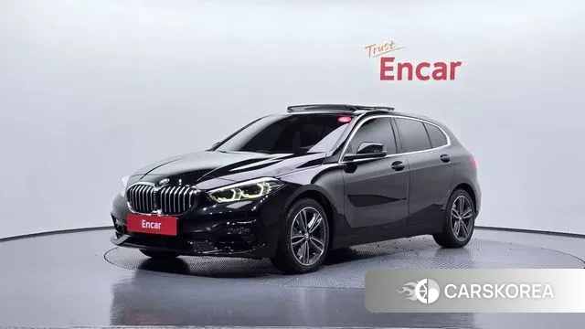 BMW 1 Series (F40) 2022 Черный из Кореи