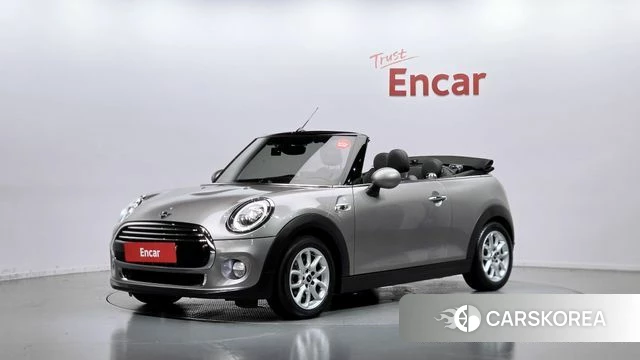 Mini Cooper Convertible 2019 Серебристо-серый из Кореи