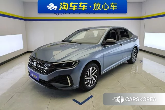 Volkswagen Lavida 2023 Синий из Китая