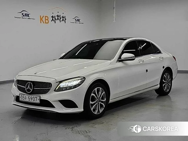 Mercedes-Benz C-Class W205 2018 Белый из Кореи