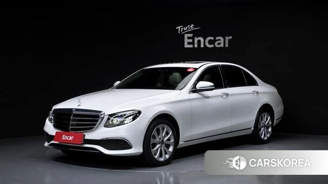 Mercedes-Benz E-Class W213 2019 Белый из Кореи
