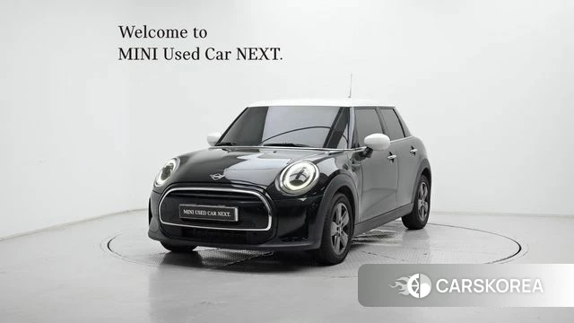 Mini Cooper 2022 Черный из Кореи