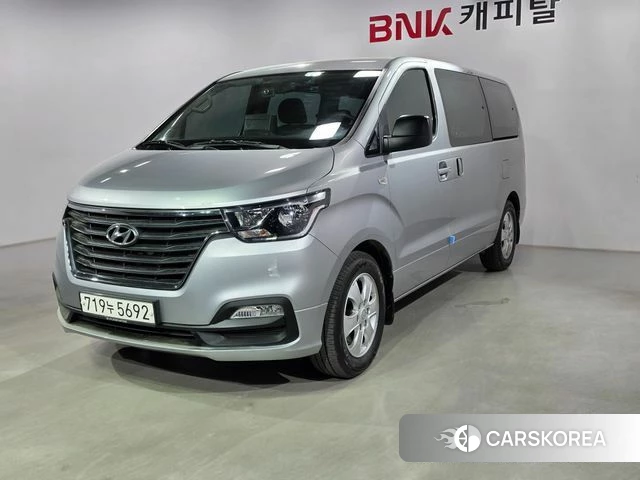 Hyundai The New Grand Starex 2019 Серебряный из Кореи