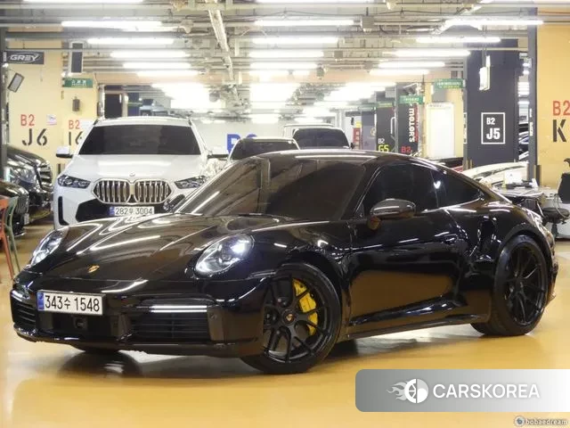 Porsche 911(992) 2023 Черный из Кореи