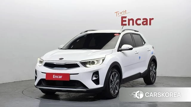 Kia Stonic 2018 Белый из Кореи