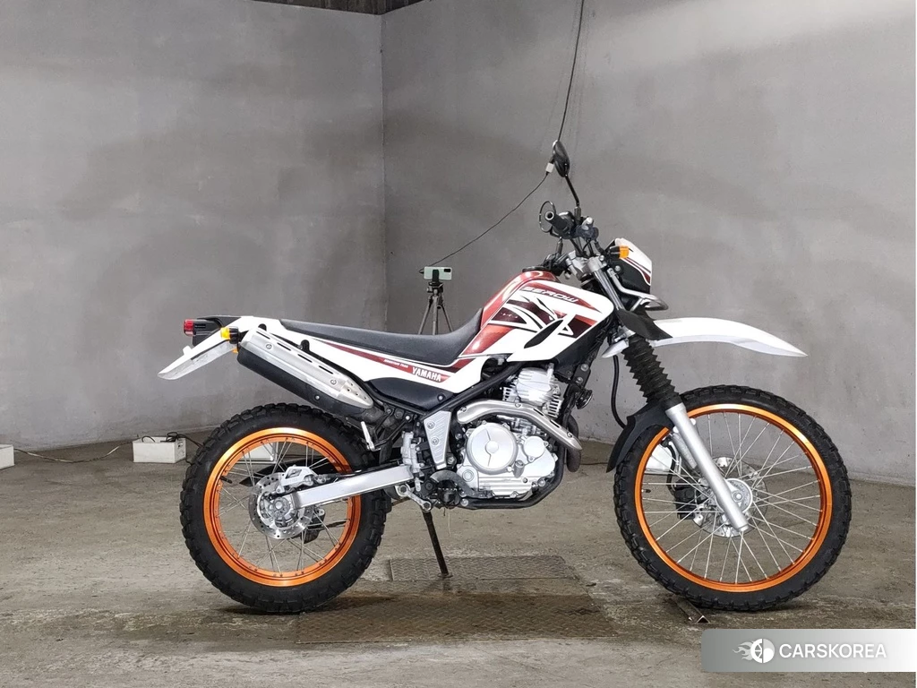 Проданный Yamaha SEROW 250 2017 из Японии