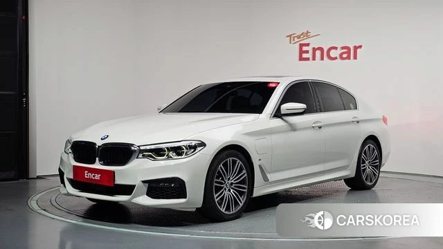 BMW 5 Series (G30) 2020 Белый из Кореи