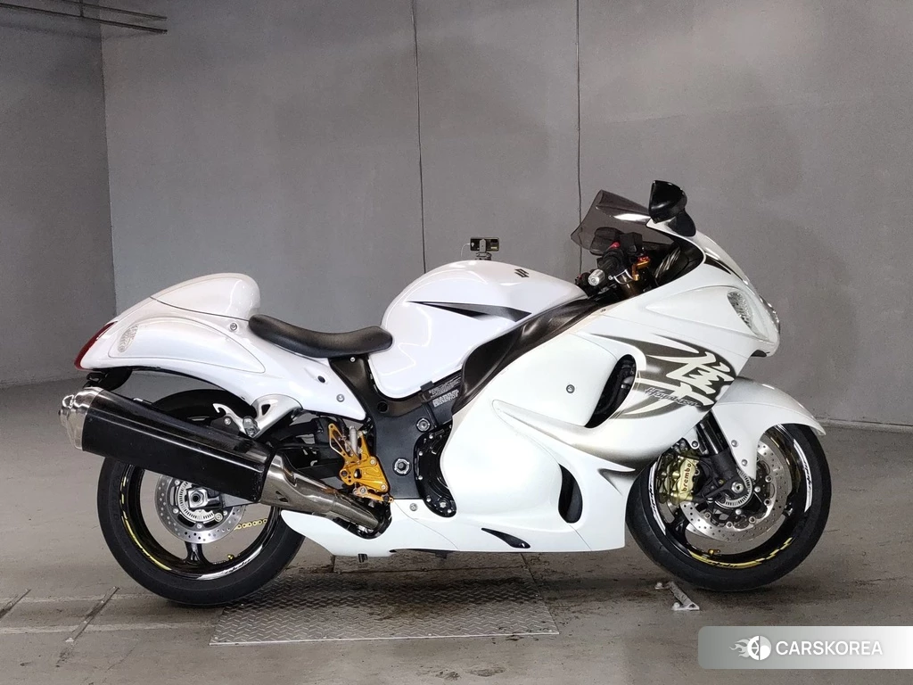 Проданный Suzuki GSX1300R HAYABUSA 2015 из Японии