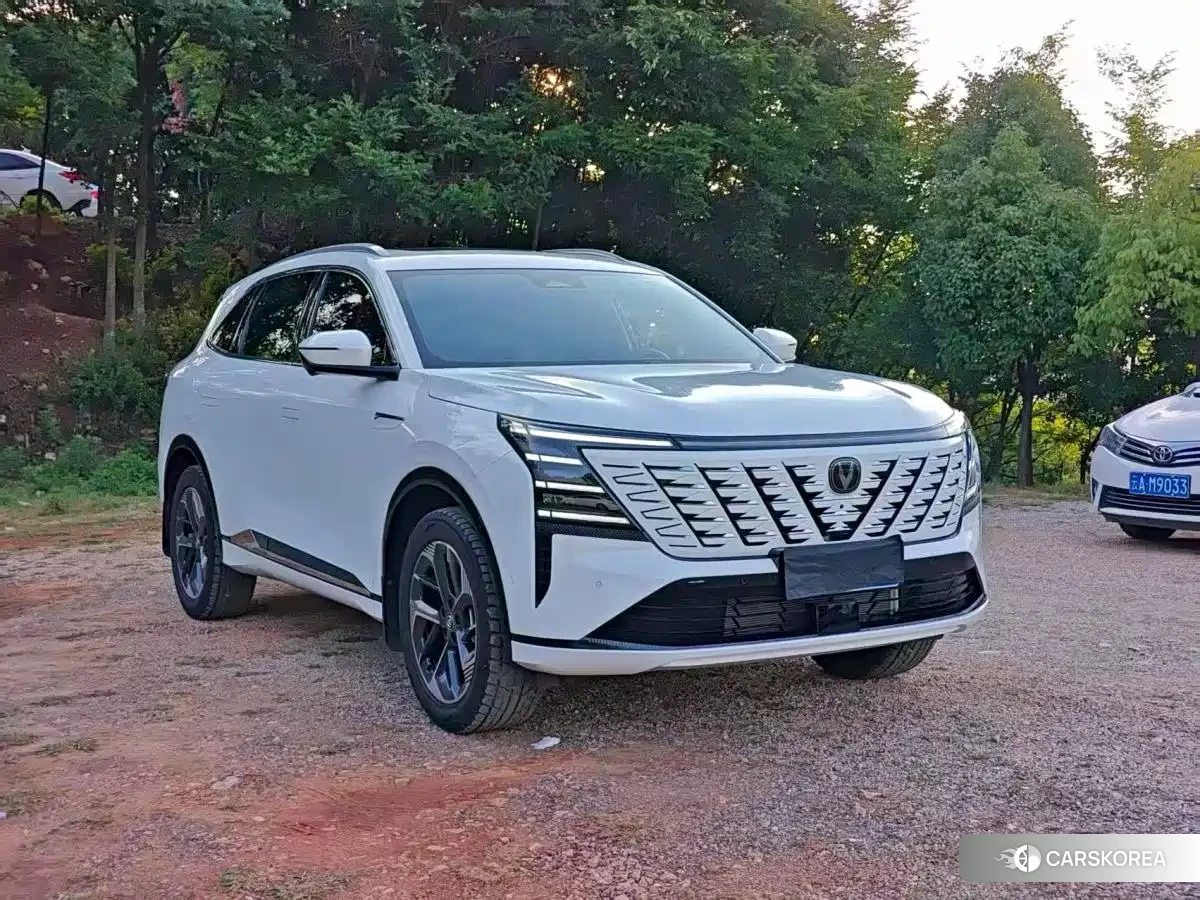 Chang'an CS75PLUS 2026 Черный из Китая, фото 2