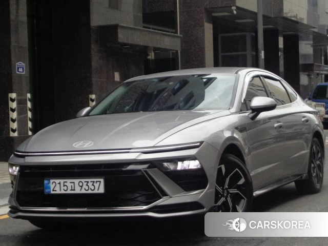 Hyundai Sonata D Edge (DN8) 2024 Серебристо-серый из Кореи