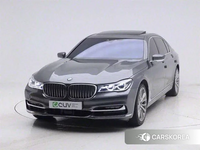 BMW 7 Series (G11) 2018 Серый из Кореи