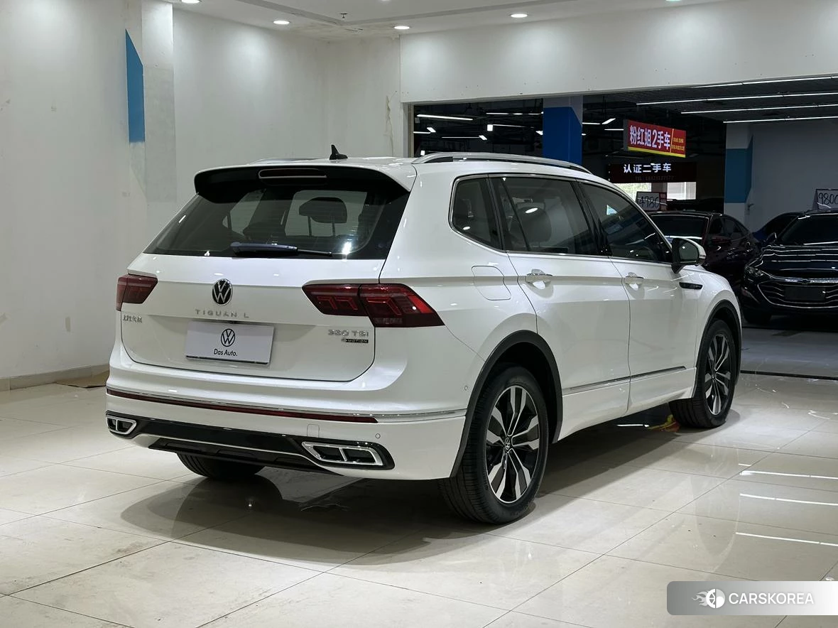 Volkswagen Tiguan L 2021 Белый из Китая