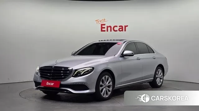 Mercedes-Benz E-Class W213 2020 Серебряный из Кореи