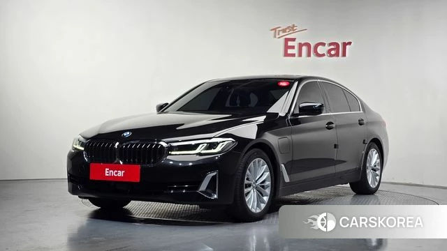 BMW 5 Series (G30) 2020 Черный из Кореи