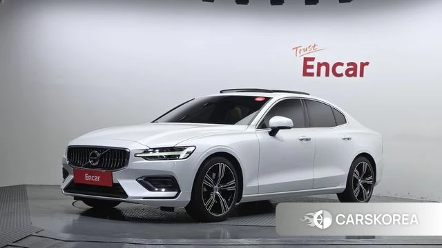 Volvo S60 3rd generation 2019 Белый из Кореи