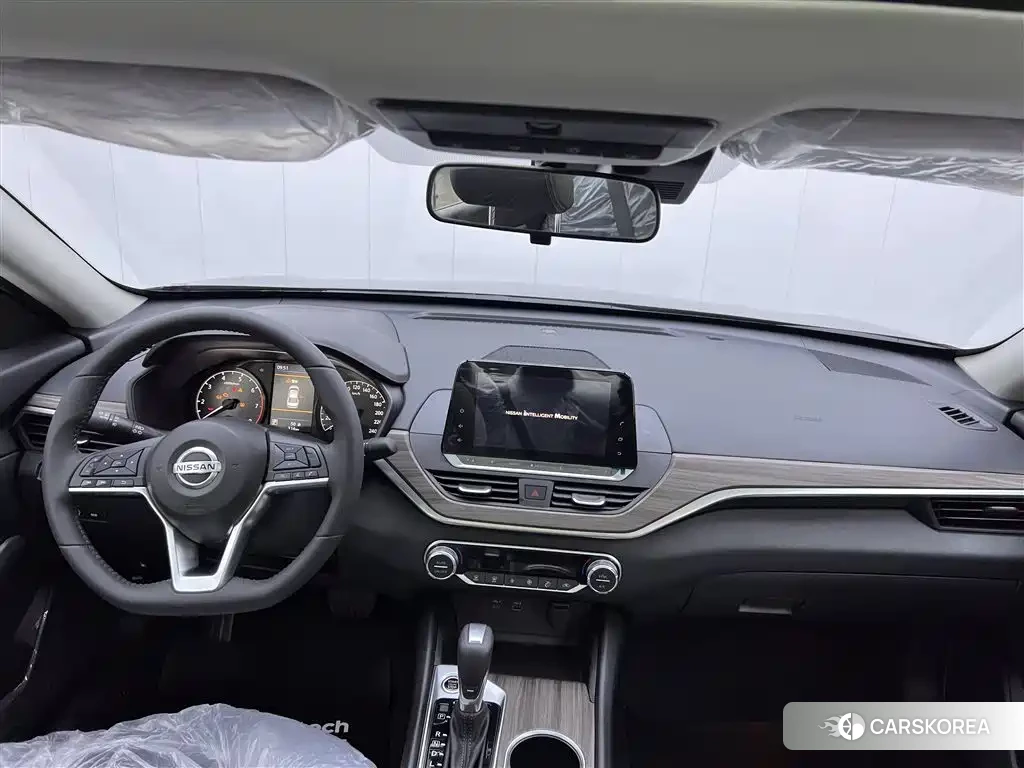 Nissan Altima 2026 Черный из Китая