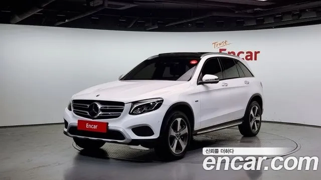 Mercedes-Benz GLC-Class X253 2018 Белый из Кореи