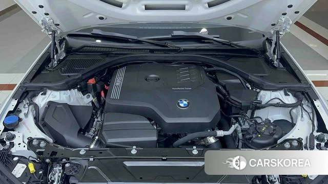 BMW 3 series 2023 Белый из Китая