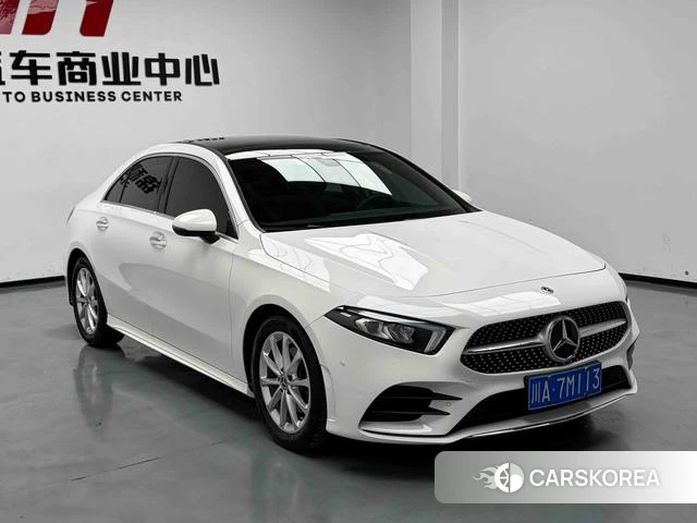 Mercedes-Benz Class A 2022 Белый из Китая