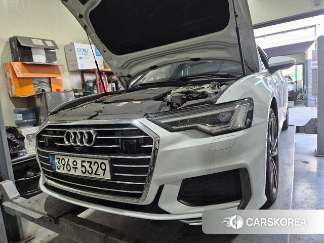 Audi A6 (C8) 2022 Белый из Кореи
