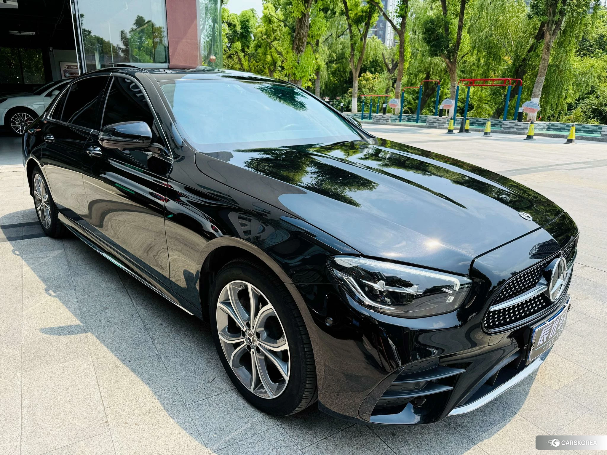 Mercedes-Benz E-class 2021 Черный из Китая