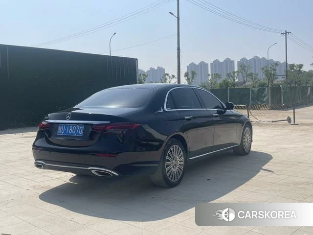 Mercedes-Benz E-class 2022 Черный из Китая
