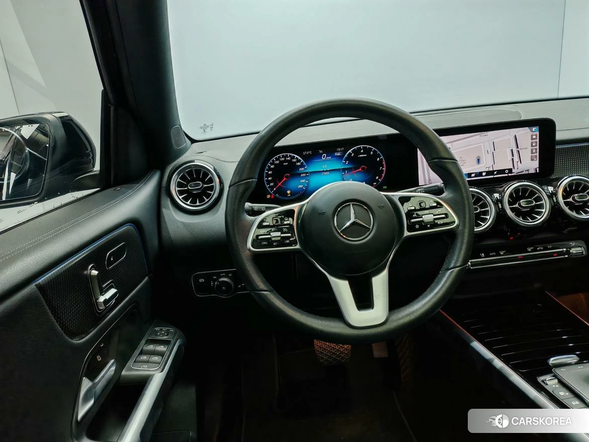 Mercedes-Benz GLB 2021 Черный из Китая