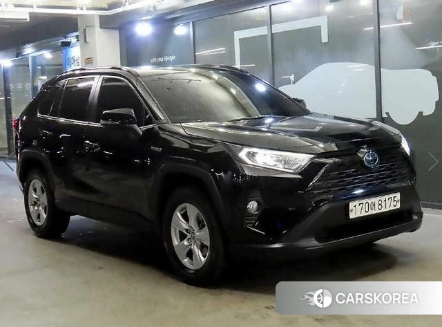 Toyota RAV4 5th Generation 2020 Черный из Кореи