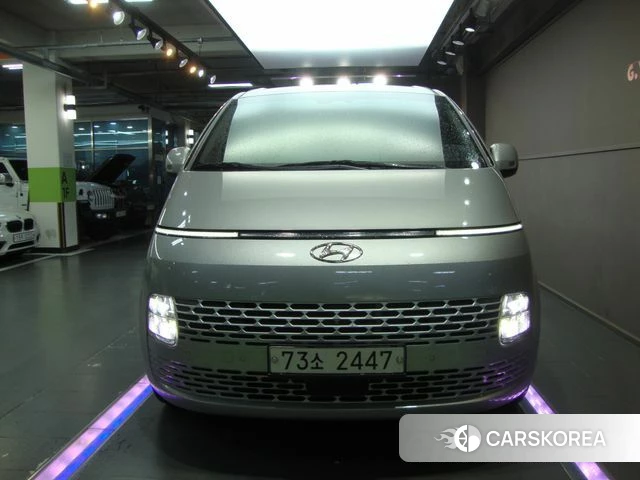 Hyundai Staria 2021 Серый из Кореи