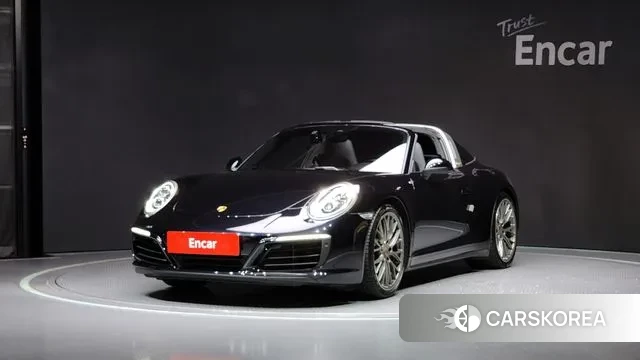 Porsche 911 2018 Черный из Кореи
