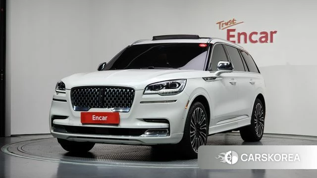 Lincoln Aviator 2nd generation 2021 Белый из Кореи