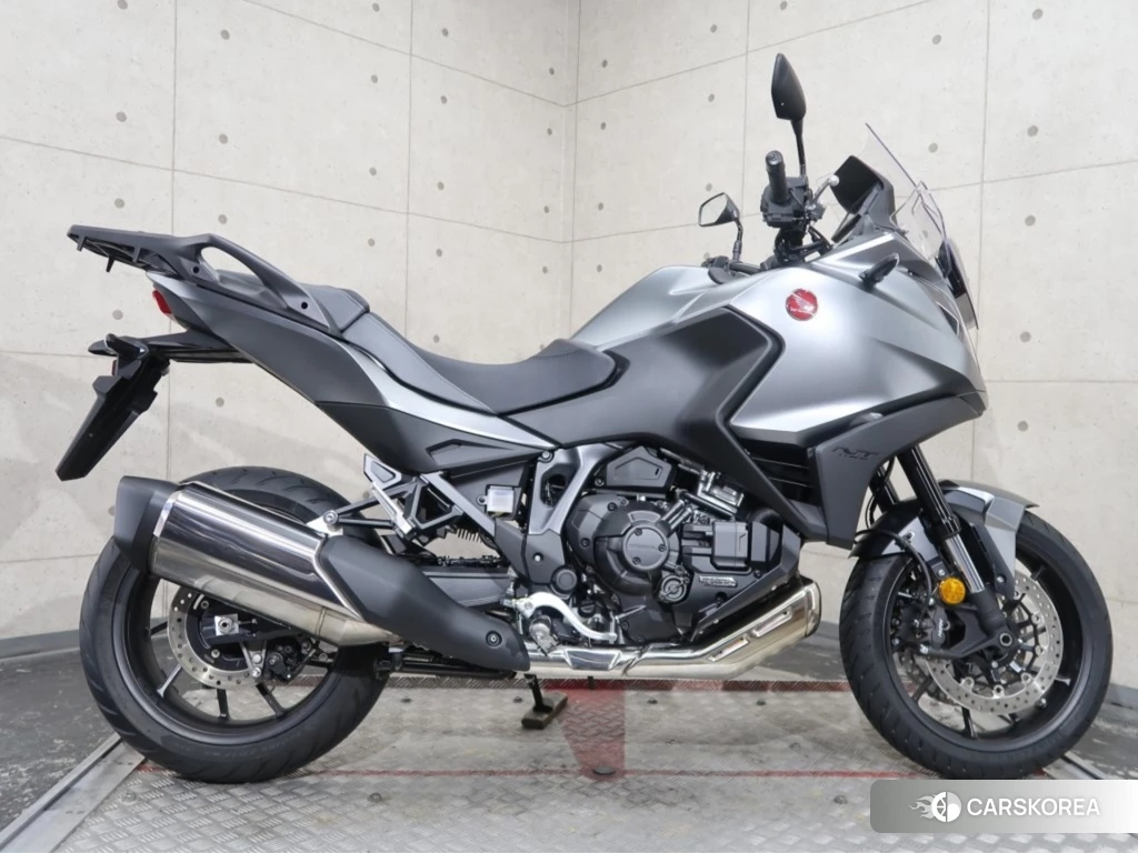 Проданный Honda NT1100 2023 из Японии