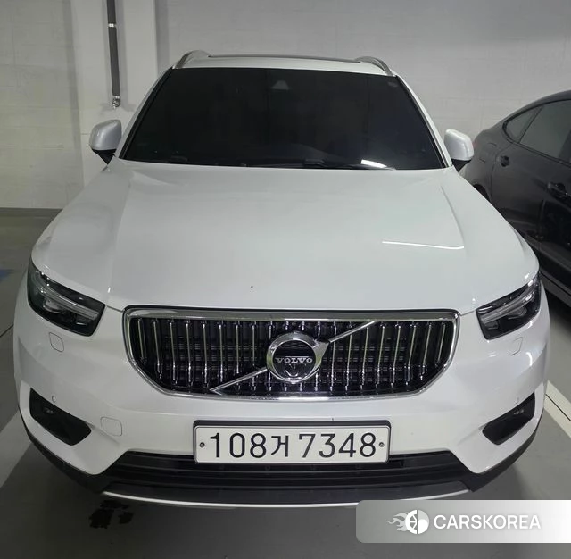 Volvo XC40 2020 Белый из Кореи