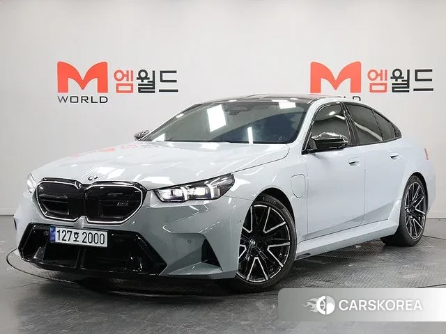 BMW M5 (G90) 2025 Серый из Кореи